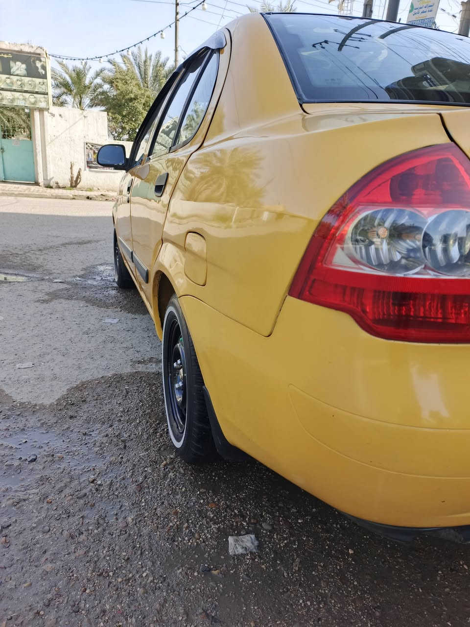 سلام عليكم طيبة موديل 2012 سياره جديدة بمعنى الكلمة ومامشتغله تكسي ابد سياره جاهزه تخم تاير وباتري جديد دوشمه عامه حته سفاري سياره ما ماشيه 100الف حقيقي شرط الفحص السعر ب40وبيهة مجال حك جيتك العنوان الحرية الدولعي رقم الهاتف ***********
