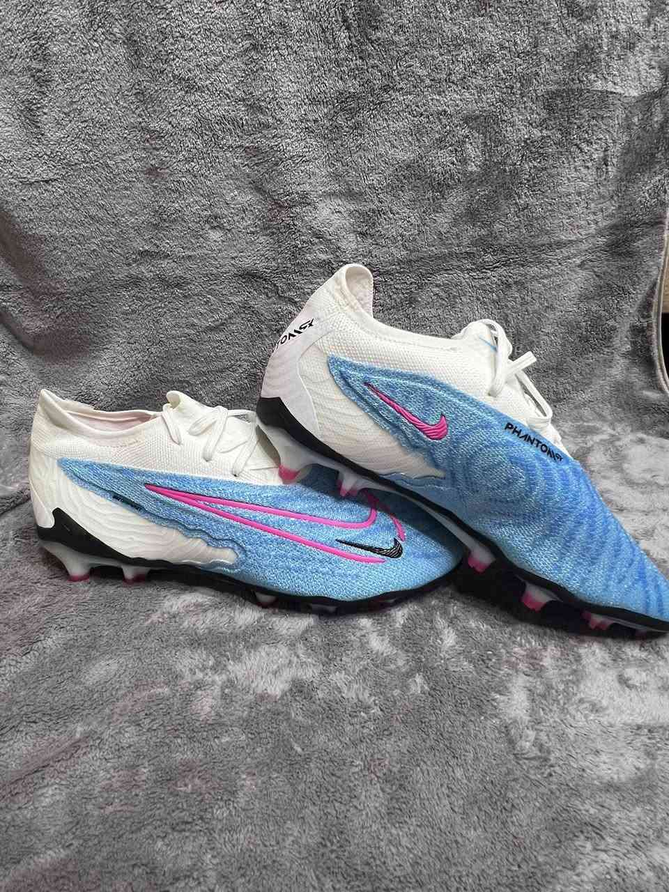 لابجين نايك بوسنا قياس ٤٠ قياس القدم ٢٨سم سعر ٢٥ مع التوصيل واتساب ***********
