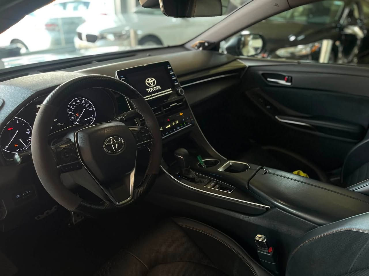 تويوتا افالون 2019 Touring*
محرك V6 حجم 3.5

*فول مواصفات*

داتاشو 

ابواب بصمة

 • شاشة وسطية 9 إنج

 • نظام ملاحة

 • دعم Apple CarPlay وAndroid Auto

 • نظام صوت JBL

 • كشنات جلد مع تدفئة وتبريد

 • مقعد السائق كهربائي مع ذاكرة

 • مثبت سرعة راداري

 • رادار تصادم أمامي

 • تنبيه الخروج عن المسار

 • مراقبة النقطة العمياء

 • كاميرا خلفية

 • حساسات أمامية وخلفية

 • فتحة سقف

 • شحن لاسلكي

مود درايف اربع أنظمة
كلين

عنوان دهوك معرض ريان

‏الاستفسار على أرقام التالية

***********
