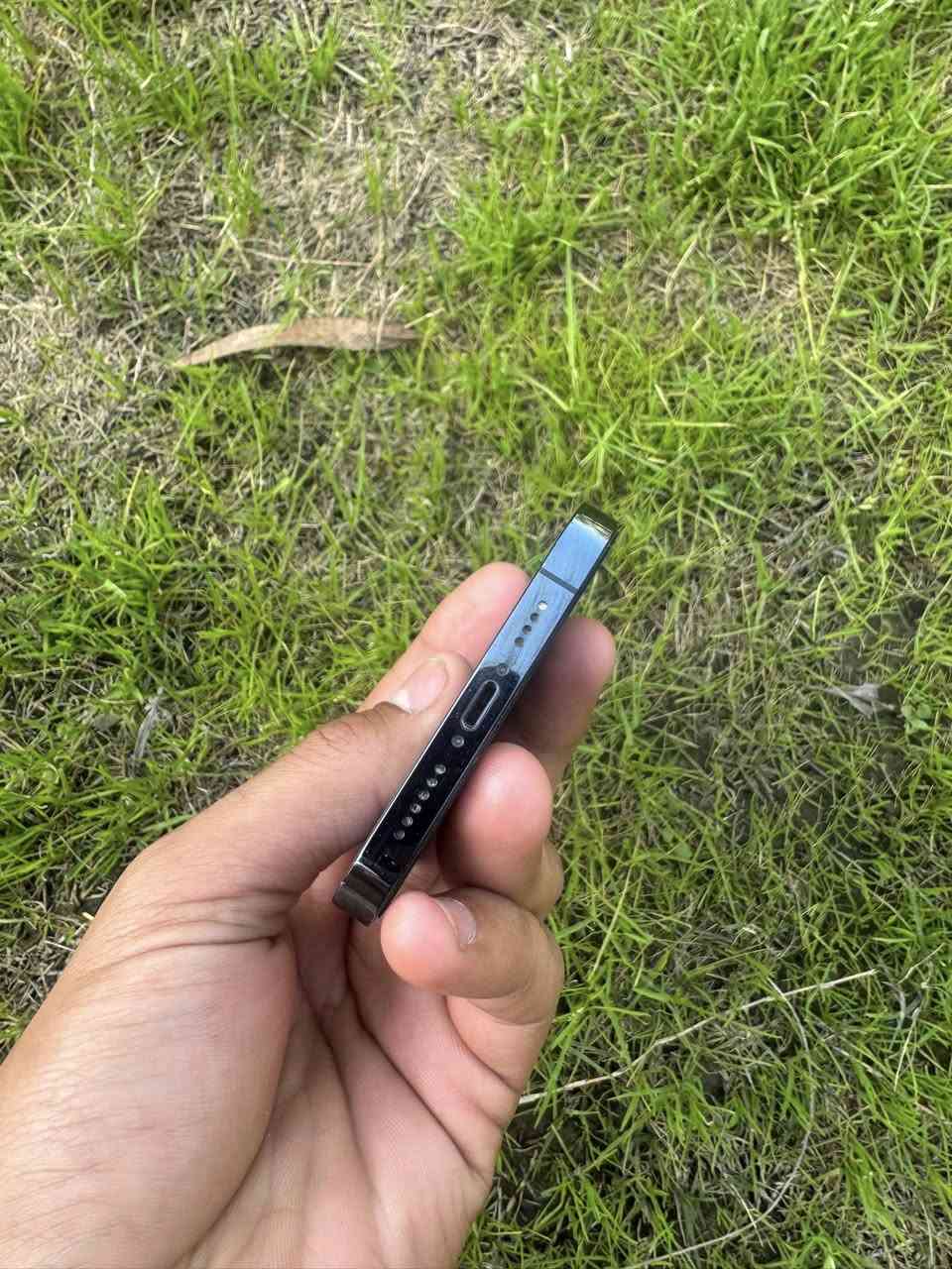 السلام عليكم
ايفون 12 برو ماكس ماستر شرق اوسط  للبيع 
ذاكره 128 
بطاريه 74 
شخط مابي نضافه شركه 
كارتون ولزكات ماستر موجوده 
500 بي مجال بسيط


**إذا كنت صاحب هذا الإعلان وتريد حذفه لأي سبب، رجاءا أرسل رسالة إلى الدعم الفني**