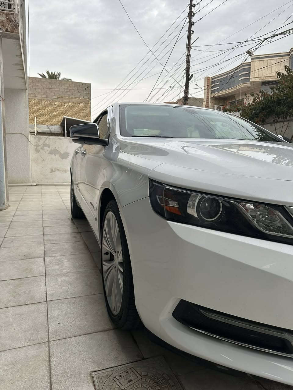 🔺السلام عليكم 
▪️شوفرليت امبالا LT
▪️موديل 2019 ابيض
▪️رقم شمالي سليمانية
▪️كفالة كير ومكينة شرط 
▪️بجم كبس بلادي
▪️محرك 6 سلندر 3600
▪️بصمة تشغيل
▪️اربع بصمات بوب
▪️تشغيل عن بعد
▪️شاشة قاصة
▪️تدعم نظام اندرويد اوتو + ابل كاربلي
▪️تبريد قطعتين ثلج 
▪️كاميرا خلفية
▪️تحكمات ستيرن
▪️كشنات سايق كهرباء
▪️زرع عدسات زنون لايت دبل ليزر ب 470 الف 
▪️محدثة بريمير 
▪️ضربتها خلفية جامرلغ خلفي من امريكا ورشيت الباب 
▪️لغرض لغرض التوحيد والجماليه وعندي صور قبل        العمل 
     وصور ضرر امريكا بالمنشور
▪️للاستفسار والتواصل  ***********
