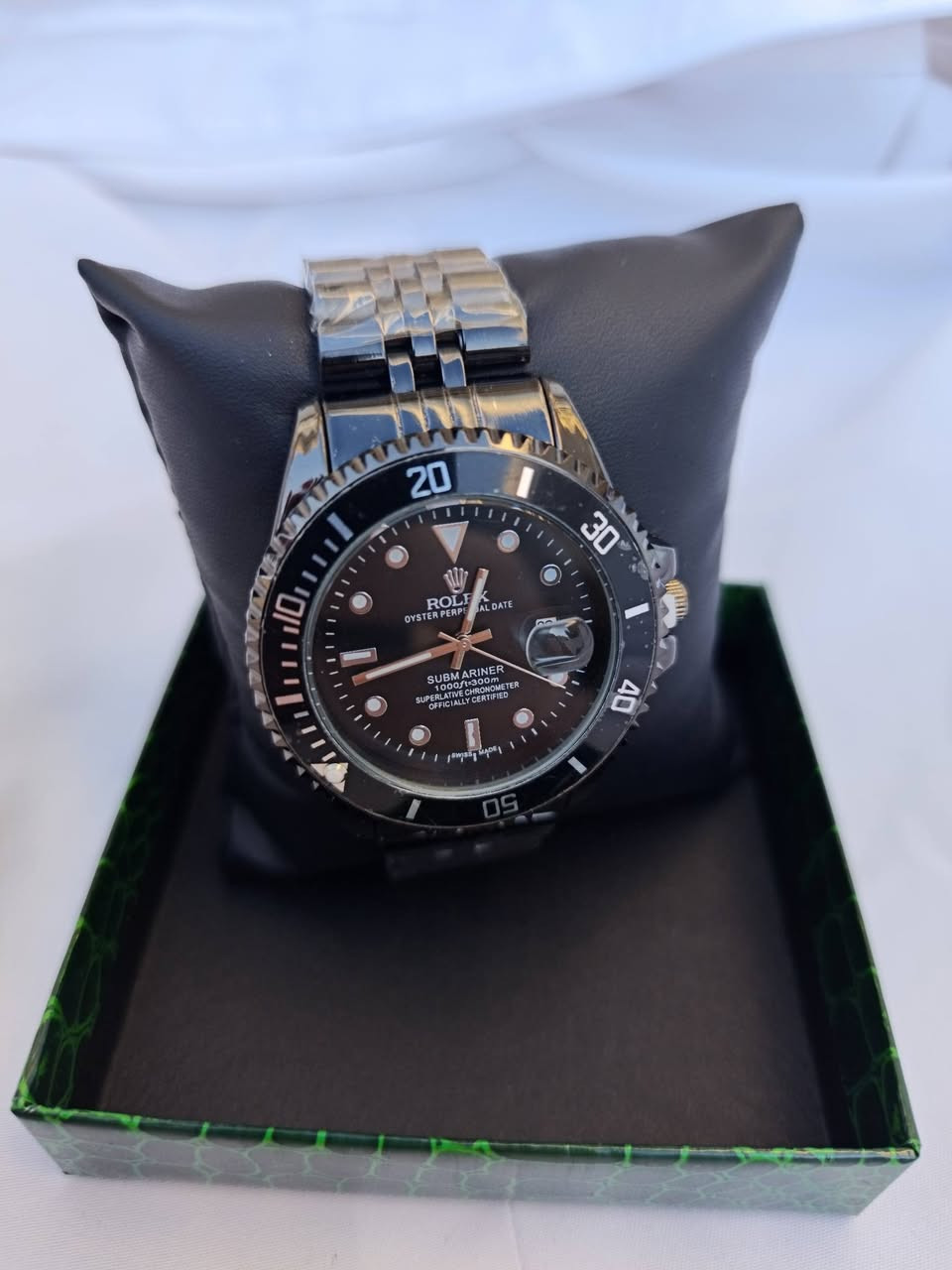 رولكس طلاء ثابت ضد الماء نوعيه ممتازه


**إذا كنت صاحب هذا الإعلان وتريد حذفه لأي سبب، رجاءا أرسل رسالة إلى الدعم الفني**