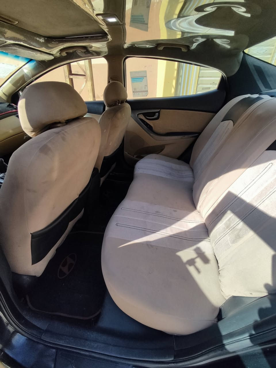 السلام عليكم
سيارة النترا 2012 وارد امريكي 
سيارة لمتدد فول مواصفات حادثها جاملغ الورة السايق ماواصل للحوض مال صندوك  وبيها طخات وتعديلات 
كير ومكينه شرط مكينه  صارلها شهرين من مشددوة مال كصه 18 دوش المرغوب 
تايرات جديدة وباتري جديد والتبريد شرط بس غاز ينرادله لان فتحت الراديترات بدلتهن وفتحنا الغاز 
سيارة كدام العين 
السعر 85 وبيها مجال قليل 
الموصل حي السماح 
***********
