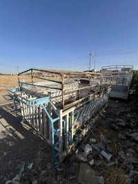چەمچەی  کیا بۆ ٤٠٠٠ دەبێت دەستکردی قارەمان حدادە خاوێنە شکاو خایسی نیە...