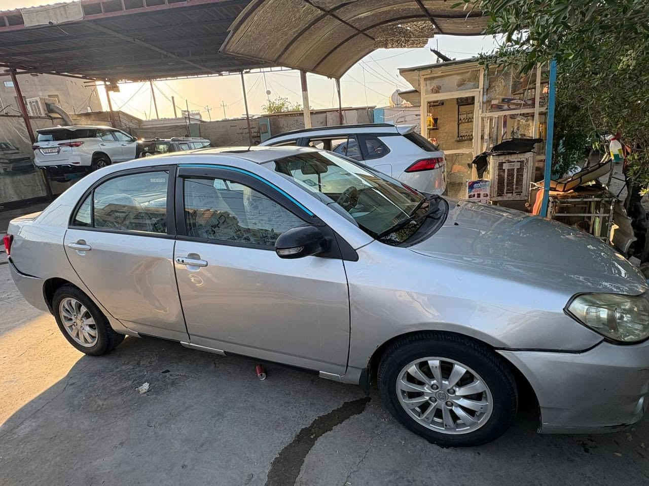 سلام عليكم 
BYD2015
جاهزه 
تخم تاير 
باتري 
تبريد 
حداديه 
شاشه
حادثه بابين مصلحات 
ب57 بيه مجال 
***********
بغداد بغداد, العراق
