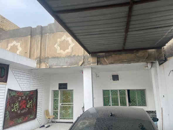 بيت للبيع مساحة ٢٥٠ متر مكون من غرفتين نوم ومطبخ وصاله واستقبال وطابق علوي مكون من غرفتين ومجمع صحيات عنوان البيت الهاشميه القصبة القديمه قرب مجمع الامير خلف الشارع العام خلف بيت دكتور عادل القديم السعر
للاستفسار: ‭٠٧٨٠ ٦١٩ ٢٧١٧‬
او ***********
