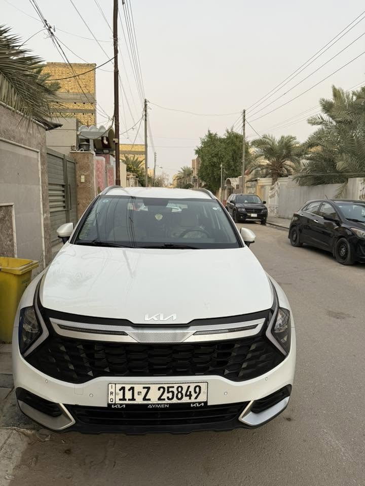كيا سبورتاج 2025 ✈️
✈️ Kia Sportage 2025  ✈️

🔵 مرقم بغداد 🔵 

= كفاله عامه = 
🚘 خليجي 
🚘 ممشى 40,000
🚘 موديل 2025
⚙️ حجم المحرك 4cylinder 2.0L
⚙️ مرتبط بناقل حركة أوتوماتيك 6 نمر
⚙️ يبلغ عزم الدوران 192 نيوتن / متر
🐎 بقوة 156 حصان 🐎🐎
🚘 دفع أمامي FWD
🔑 مفتاح التشغيل بصمة 
🔑 تشغيل عن بعد 
🚗 فتح الصندوق كهرباء 
📍حساسات أمامية 
📍حساسات خلفية 
💡لايت زينون + LED 
🔦 كشافات 
🔦️ بك لايت LED 
🚘 دخول بصمة ذكي 
🛞 حجم الاطار 235/50R19 
🛞 ويل كب 19
🛞 4 دسك
✨️ اشارة في المرايا الجانبية 
✨️ المرايا قابلة للطي كهرباء 
⚠️ النقطة العمياء
🌧 ماسحة خلفية 
🎈عدد AIR BAG 2
🚗 هاند بريك كهرباء 
🚗 ا ABS 
🖥 دشبول شاشة  
🖥 شاشة Apple Car play 
📷 كاميرا دوارة 
⭕️ مقود جلد حياكة 
🛣 مثبت السرعة Cruise 
🎶 تحكمات مقود
🎶 ا Bluetooth / T YPCE / USB
🔋شاحن هاتف Wireless 
⚡️مخرج منفذ الطاقة 
🔍فحص نظام السيارة 
💺تتسع المقصورة ل 5 ركاب
💺المقاعد مخمل لون بيج
💺حركة المقاعد الأمامية كهرباء 
♨️ تدفئة في المقاعد الأمامية
♨️ تدفئة في المقود
👶 مثبت مقعد الأطفال ISOFIX 
❄️ تبريد شاشة مناخين منفصلين
❄️ قطعتين تبريد  
🚘 أوضاع القيادة Drive Mode 
🚘 أوتو هولد Auto Hold 
⛷️ نظام مانع الانزلاق 
⛰️ نظام نزول المنحدرات 

💵 السعر مناسب جدا ❗️❗️
للتواصل الاتصال على ***********
