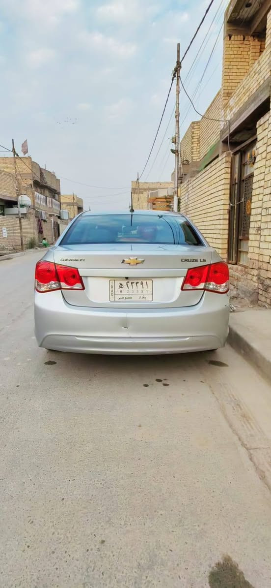 السلام عليكم شوفرليت كروز موديل 13خليجي ماشيه 44الف بدون صبغ ولا تبديل تدفئةتبريد كله شغال السيارة مامتعوبه السعر 85وبيها مجال قليل رقم الهاتف ***********
للعنوان بغداد حي اور

