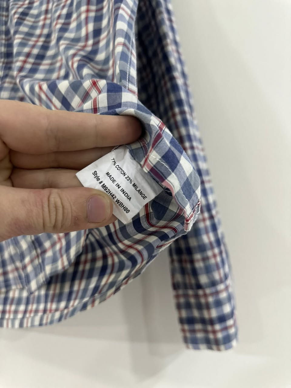 قطعة تحفة من ماركة Guess
القياس m 
السعر ١٠


**إذا كنت صاحب هذا الإعلان وتريد حذفه لأي سبب، رجاءا أرسل رسالة إلى الدعم الفني**