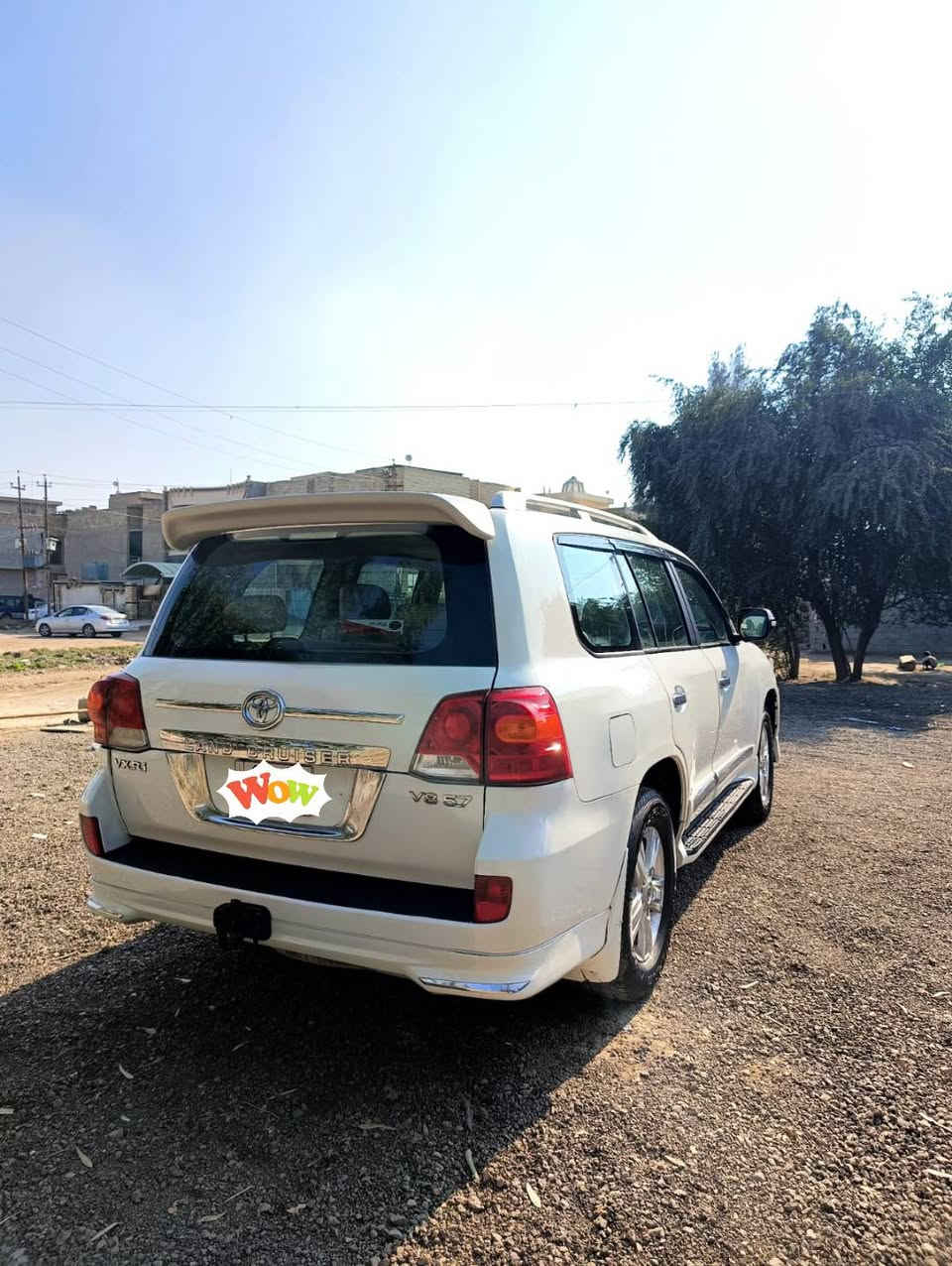 السلام عليكم للبيع او مراوس لاندكروز 2011فول مواصفات خمس بصمات جاهزه من كلشي كير ومحرك كفاله محرك 8سلندر  5700 مصبوغه عام بدون ضربه رقم بغداد بأسمي تحويل ثاني يوم السعر 248 العنوان بغداد رقم الهاتف***********
***********
