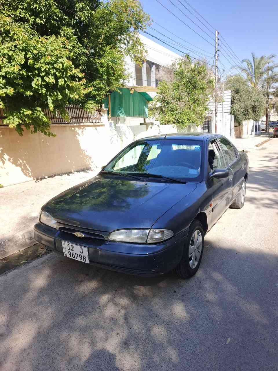 فورد مونديو للبيع ٣٢ وبيها مجال
سيارة بسمي .، هزه بيها 
مصبوغه عام جمالي 
مابيها ضربه قوية 
١٩٩٤ كوبون ورقي متوقف ومامسجل على كوبون 
محرك ١٦ مالكصة شرط كير شرط 
تايات جدد طخم زين 
لايتات اشاير بك لايت كلو شغال 
اصل تبريد بس ملغي حاليا 
***********
موصل حي الجامعة
