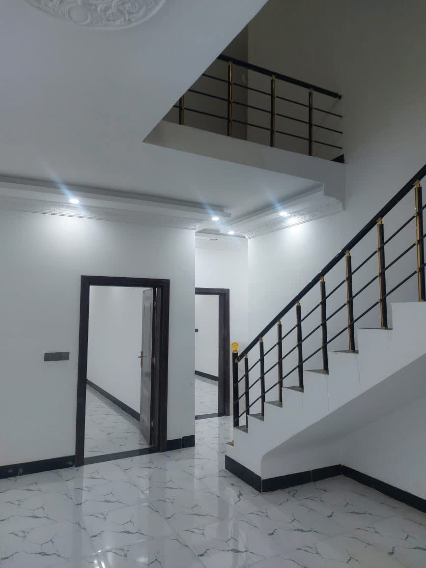 دار  للبيع في القادسية
حي الجامعة خلف التجاري ثاني فرع
200متر 
واجهة7اله نزال 30
شارع15
طابقين 4غرف نوم وصاله 
بناء درجـة اولـئ
الواجهة حجر اخضر سقوف سحب مغربي
لمزيد من المعلومات يرجى مراجعة المكتب او الاتصال 
***********
