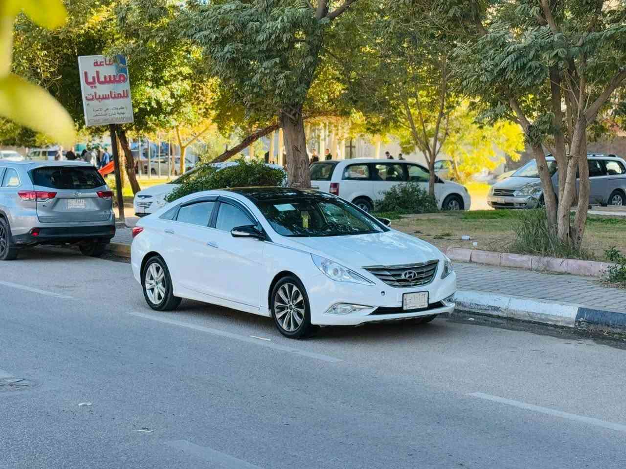 سوناتا مديل 2013 سعر 98 قابل للتفاوض الأستفسار اتصل *********** وراد أمريكي بدون حادث بدون تبديل ليبل واحد سياره بيها مكانات صبغ اثر تشليع مواصفات فول واحد على واحد بصمه تشغيل بصمه أبواب بنراما فتحتين تحكم ستيرن شاشه كبيره كامره خلفيه دواره كشنات جلد كهربائي كشنات تدفئه تبريد قطعتين اشاير مري مري شفط حساسات امامي وخلفي مكينه وكير مكفولات حداديه جديده تخم تاير تبريد تدفئه شغال مشروع وطني سنويه ل 28 مكان سياره كربلاء
