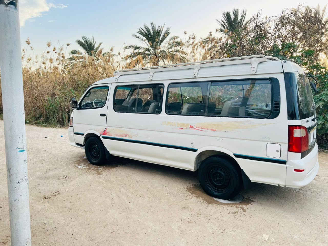 السلام عليكم فاتون موديل 2010 رقم بغداد انكليزي مكفوله من الضربه والصبغ مكينه وكير جدد حداديه تخم تاير باتري كخربائيات كله شغاله سياره جاهزه غرفته جديده مابيه كل نقص رقم شاصي واضح وشواصي جدد جاهزه من كلشي رايده ب (63) وبيه مجال للشراي مكاني بابل ***********
