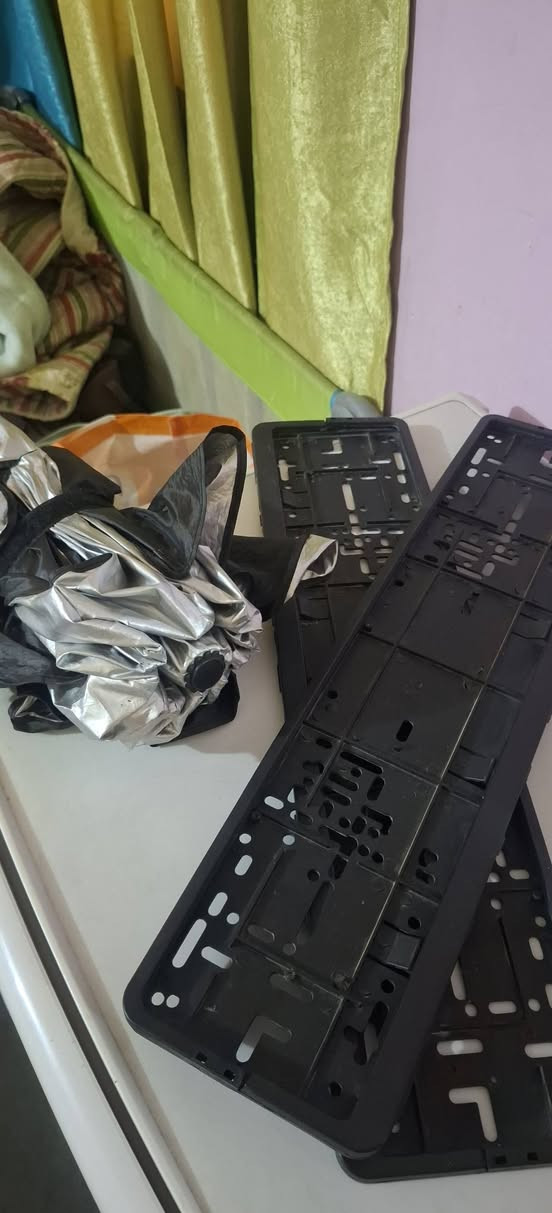 السلام عليكم غراض كورلا هايبرد سكوبات مثلثات خلفيه وغطاء مري باتمان وكفرات ارقام وشمسيه جامه اماميه انضاف كلش للبيع عنواني بغداد الكرخ رقمي ***********
