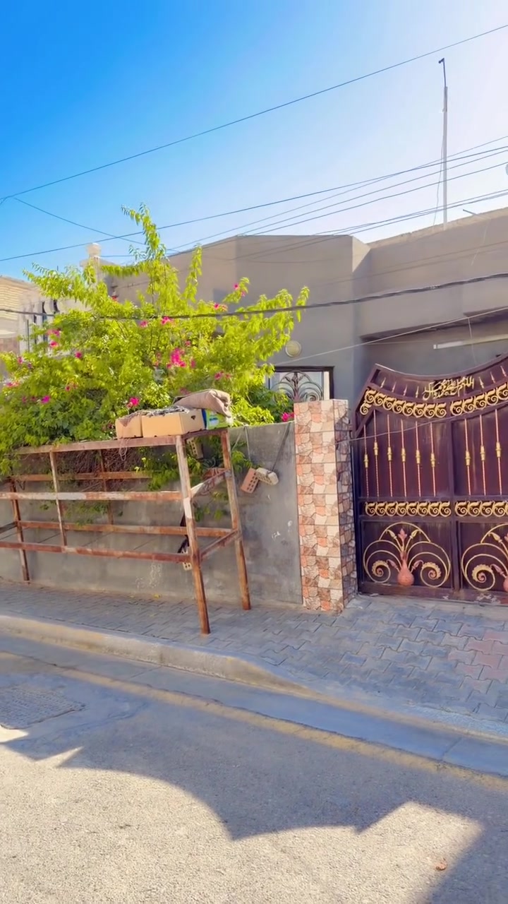 بيت للبيع  150م  🏡 👇👇🏠🏡🏘️🏚️ 
المكان بغداد قضاء المحمودية حي الرشيد طابو ملك صرف المنطقة مخدومة مشروع كامل خدمات 
 
اكتب تم بتعليقات يوصلك سعر تلقائي 🏠✅⭕️👇

استفسار او اتصال او زيارة 
مكتب حسين العارضي للوساطة العقارية 
***********
***********
***********
