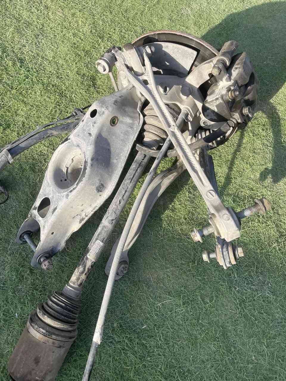 السلام عليكم عربانه خلفية كاملة SXT موديل 2015-2023 بيها اكسل نص عمر حداديه نص عمر رايدها ب 300 وبيها مجال مكاني بغداد ***********
