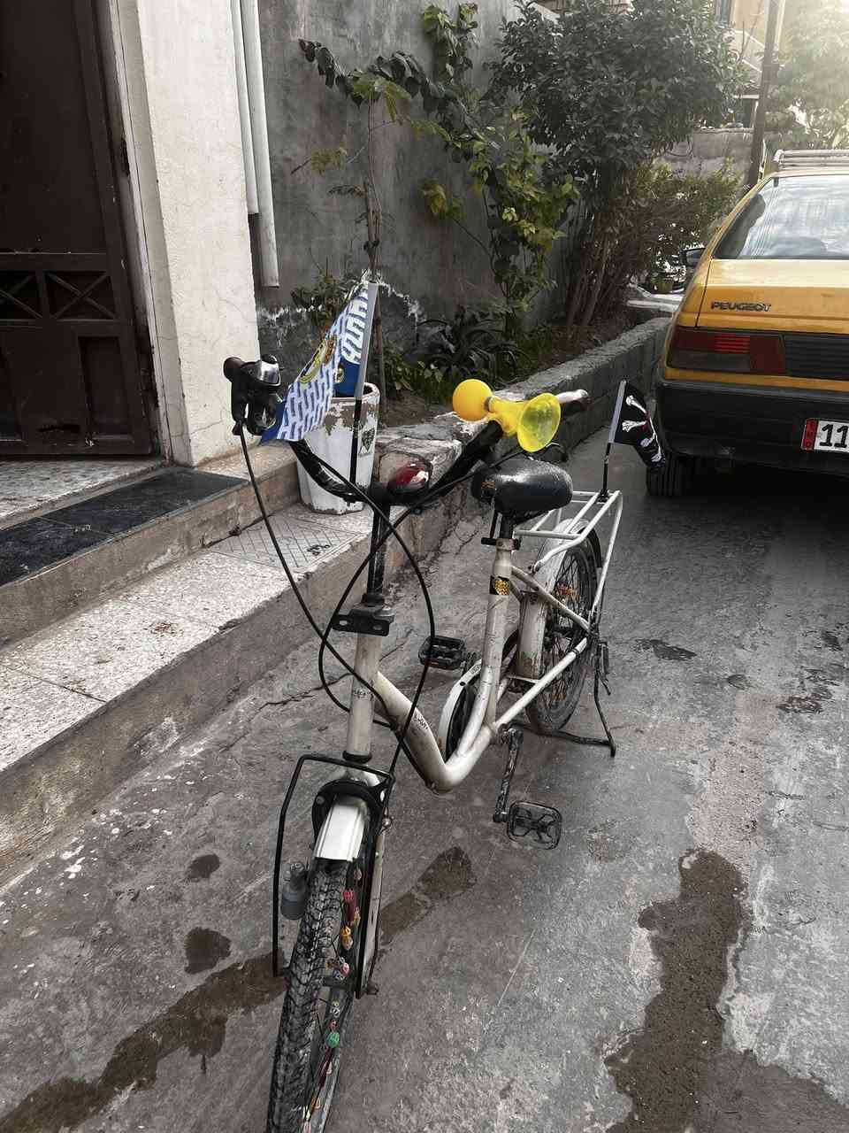 السلام عليكم بايسكل للبيع مكاني بغداد للاستفسار رقم الهاتف ***********
