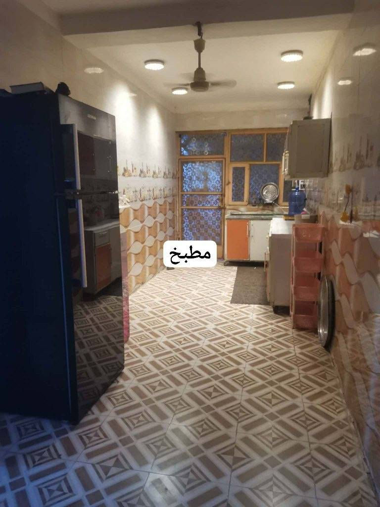 - السلام عليكم
بيتين الأول ركن الثاني بصفة فرعي
ـ العنوان: منطقة دور الأكراد 
الخدمات:مجاري ، مدارس (متوسطة وابتدائية ) ، مستوصف ، خط عليها للسوك فورتات ،الشركة جاي تشتغل بيها تبليط 

السعر خاص 
للأستفسار هذا الرقم : ***********
