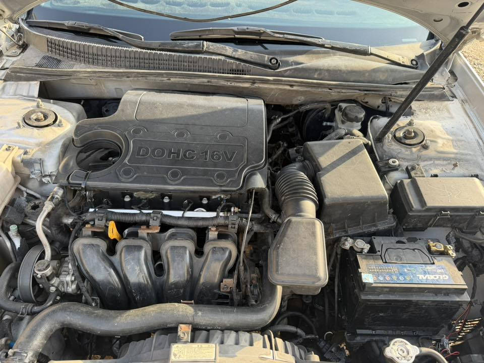 سوناته أدوات  موديل 9 محرك 200جديد محرك كير صدر شرط
السعر 47
مراوس حسب القناعه 

رقم الهاتف 

‭0782 915 7955‬
