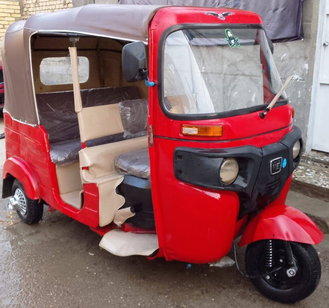 موديل 2019نظيفة  مابيها أي نقص لسعر 4ملاين ونص وبيها مجال شي بسيط لعنوان بغداد حي الأمين اتصال ع هذا رقم *********** بي واتساب
