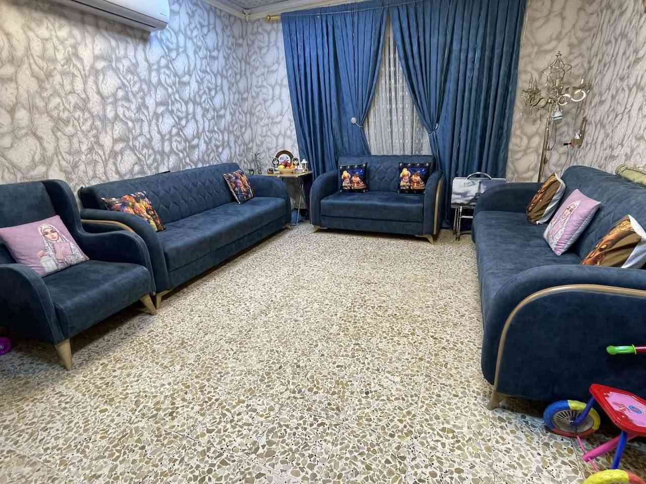 هذا التخم 10 مقاعد مابي اي ضرر يكون سبرنك ويصير سرير ب600وبي مجال


**إذا كنت صاحب هذا الإعلان وتريد حذفه لأي سبب، رجاءا أرسل رسالة إلى الدعم الفني**