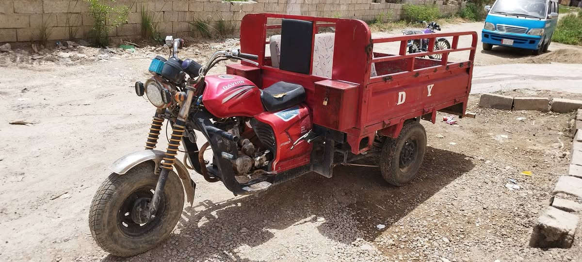 السلام عليكم ستوته للبيع جاهزه دايمو سعر ٩٠٠ بيهه مجال رقم***********
