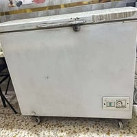 مجمدة للبيع حجم ١٤ قدم للبيع مجمدة شغاله   تشتغل على سحب هم تسحب اقل  ...