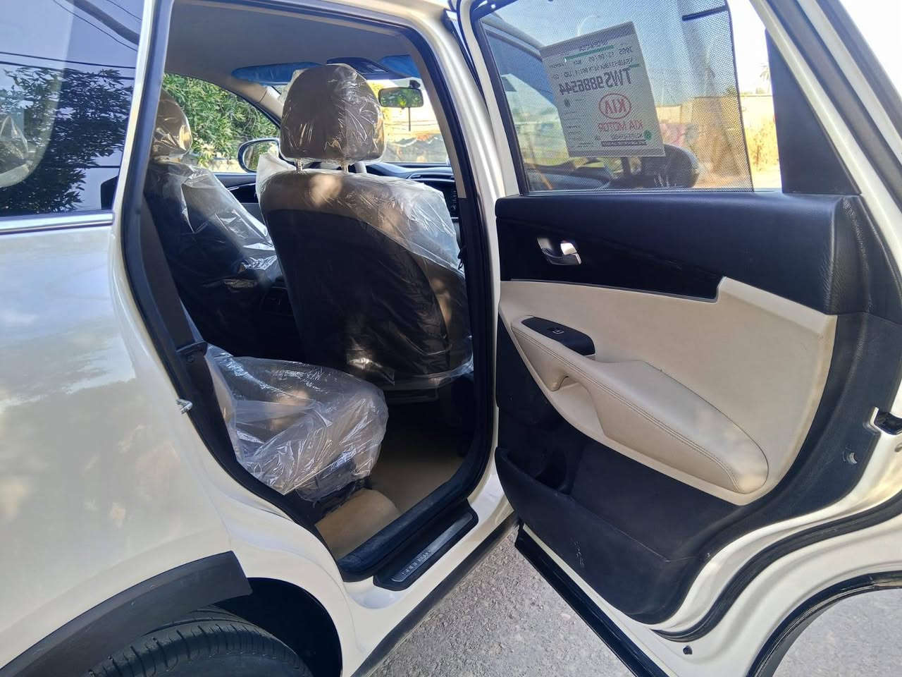 سورنتو ميديل ٢٠١٩ وأرد خليجي ٦سندر ٧راكب مكفوله كفاله عامه ***********
