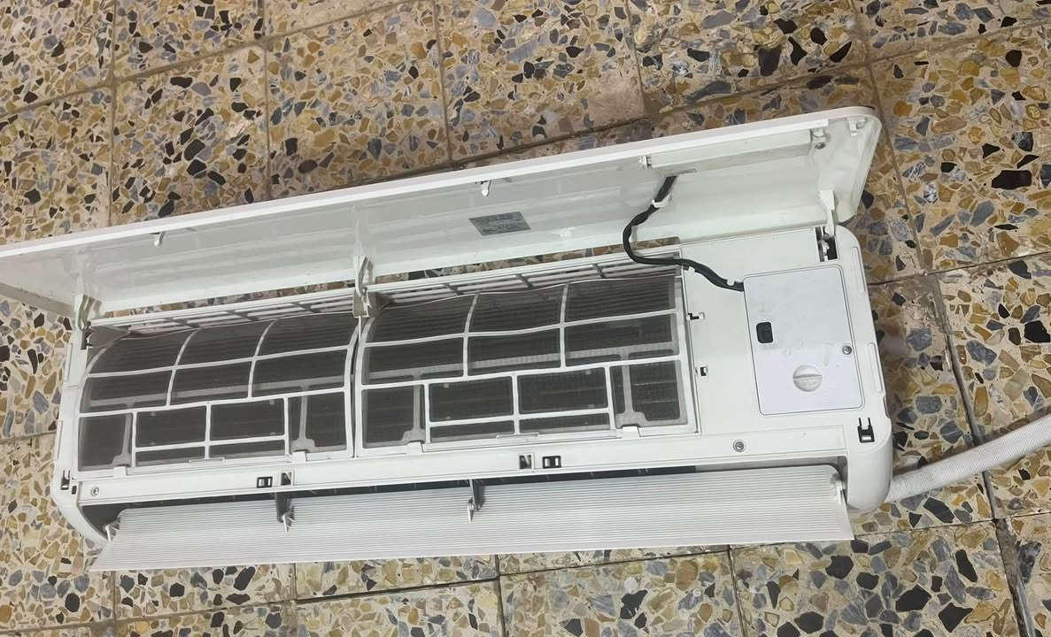 السلام عليكم سبلت جنرال جولد  للبيع  طنين 
السبلت نضيف  وع شرط نضافه 80بلميه    تخذه  كامل مع انقل والتنصيب  السعر خاص مكاني نجف


**إذا كنت صاحب هذا الإعلان وتريد حذفه لأي سبب، رجاءا أرسل رسالة إلى الدعم الفني**