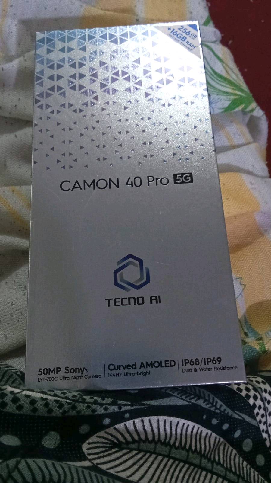 تكنو كامون 40برو 5G  ابيعلك جهاز طافي تفصيخ بطارية شاصي افلاتات شاشه بورد كامرات الجهاز طفه والمصلحة فقط فتح الظهر أو ماعرفله رجعه مصلحه ابيعه تفصيخ والجهاز شغال أكرر ابيعه على وضعه تفصيخ طافي تمام ابسعر مناسب