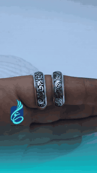 الى عشاق التميز والذوق الرفيع من اعمالنا اليدوية صياغة حلق فضة عيار٩٢٥ حفر بالليزر بدقة واحترافية عالية كيج ثخين وزن ثقيل شغل درجة اولى عمل يدوي بالكامل حسب الطلب 
للأستفسار المراسلة على الخاص او الاتصال على الرقم ***********العنوان الكاظمية شارع باب القبلة خان فرمان
