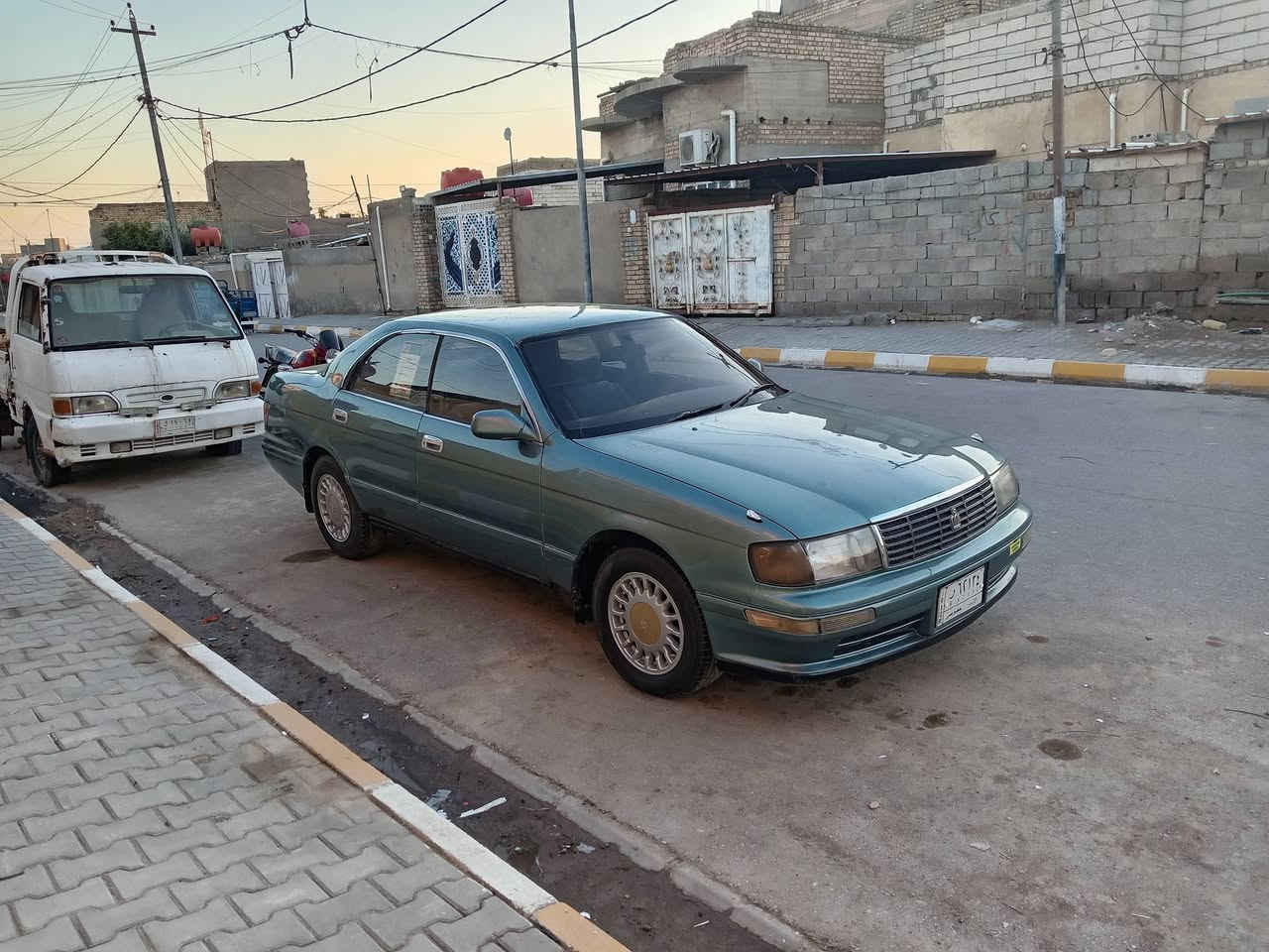 السلام عليكم بطه موديل 93 رقم انبار مشروع وطني تحويل ثاني يوم بكل المحافظات السيارة جاهزة مكينه وكير وحداديه دواخل جديده صبغه جديده تخم تاير علما السياره بيه كصه السعر 35 المكان واسط الرقم ***********
