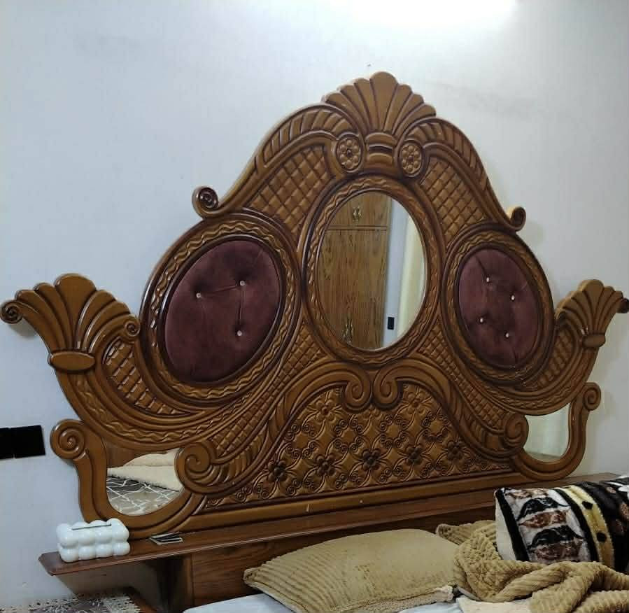 السلام عليكم مكلفه بلنشر غرفه صاج للبيع نضيفه حيل اي ضرر مابيهه 7قطع ستعمال قليل السعر700وبي مجال بسيط العنوان الشعب


**إذا كنت صاحب هذا الإعلان وتريد حذفه لأي سبب، رجاءا أرسل رسالة إلى الدعم الفني**