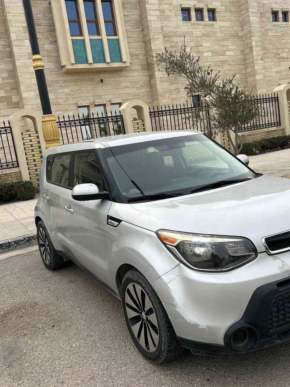 صول ٢٠١٦ بسعر ١١٧ وبيها مجال 
مكينه ٢٠٠٠ مكفوله من الفتح 
سياره جديده ع وضع الشركه ماشيه ٢٧ الف فقط 
حداديه ع وضع الشركه 
تبريد تدفئه خير من الله 
رقم بغداد انكليزي تحويل مباشر 
اربع قطع صبغ بدون تبديل ليبل واحد 
استخدام منزلي عنوانها بكربلاء حي رمضان 
هاتف / ***********
