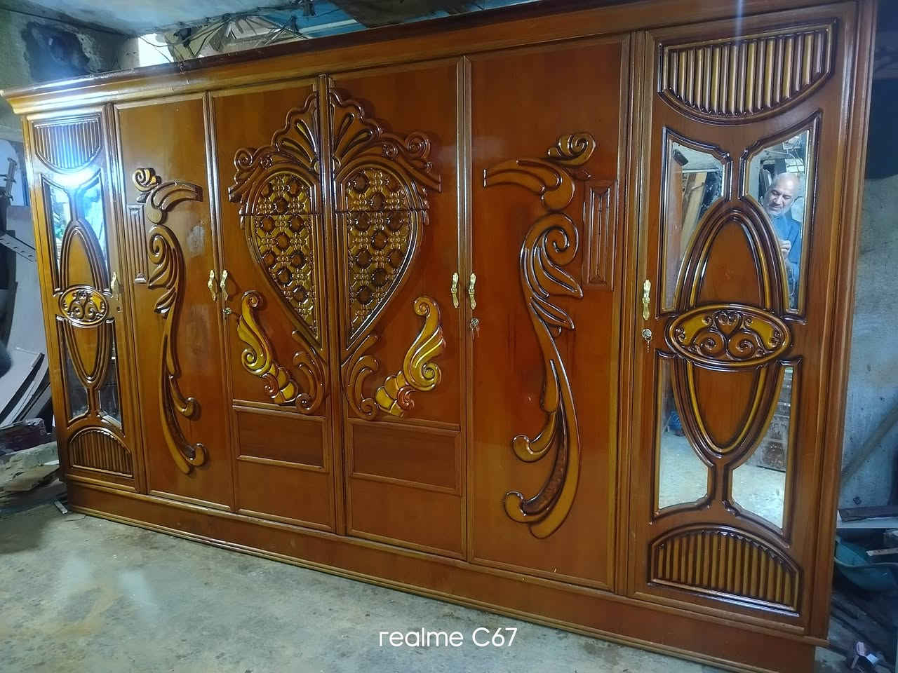 اغراض مستعمله منزليه للبيع وباسعار مناسبه للتواصل العماره حي النداء ***********
