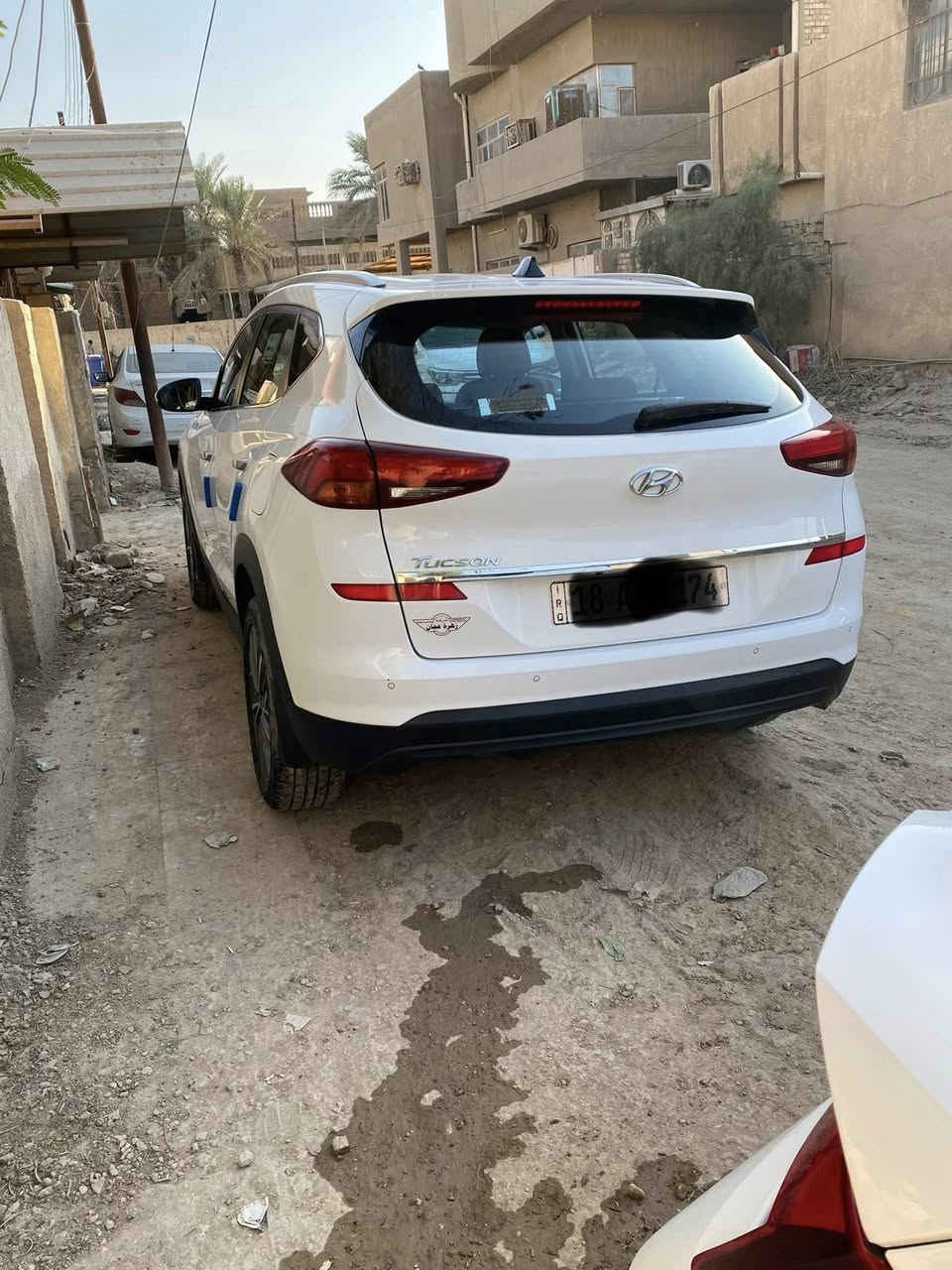 سلام عليكم للبيع توسان 2019شركت الكاصد رقم بابل سياره جديده بمعنه الكلمه لسياره ماشيه 69حقيقي وعل فحص اسبير ما نازل 
لموصفات 
داخل صاج 
خمس عدسات 
لد نهاري 
كشنات ٢كرهباء 
كامره اماميه 
كامره خلفيه 
بصمت ابواب 
تبريد ثلج 
دخول ذكي 
مكينه 2000
المكان بابل قريب العلويه شريفه 
لسعر ١٩٥وبيه مجال حك جيتك 
لرقم ***********
