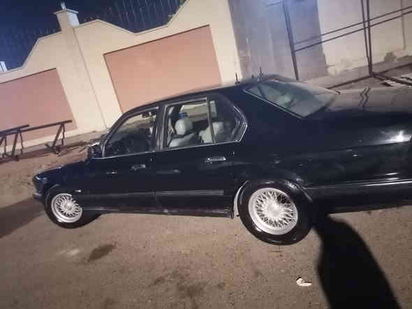 السلام عليكم بي ام 735 كير ومكينه جديد تبريد ويا السويتج كهربائيات كلها شغاله ما بيها اي نقص سعر 46 بها مجال رقم الهاتف*********** مكان الرمادي الجزيره قرب معرض حرج
