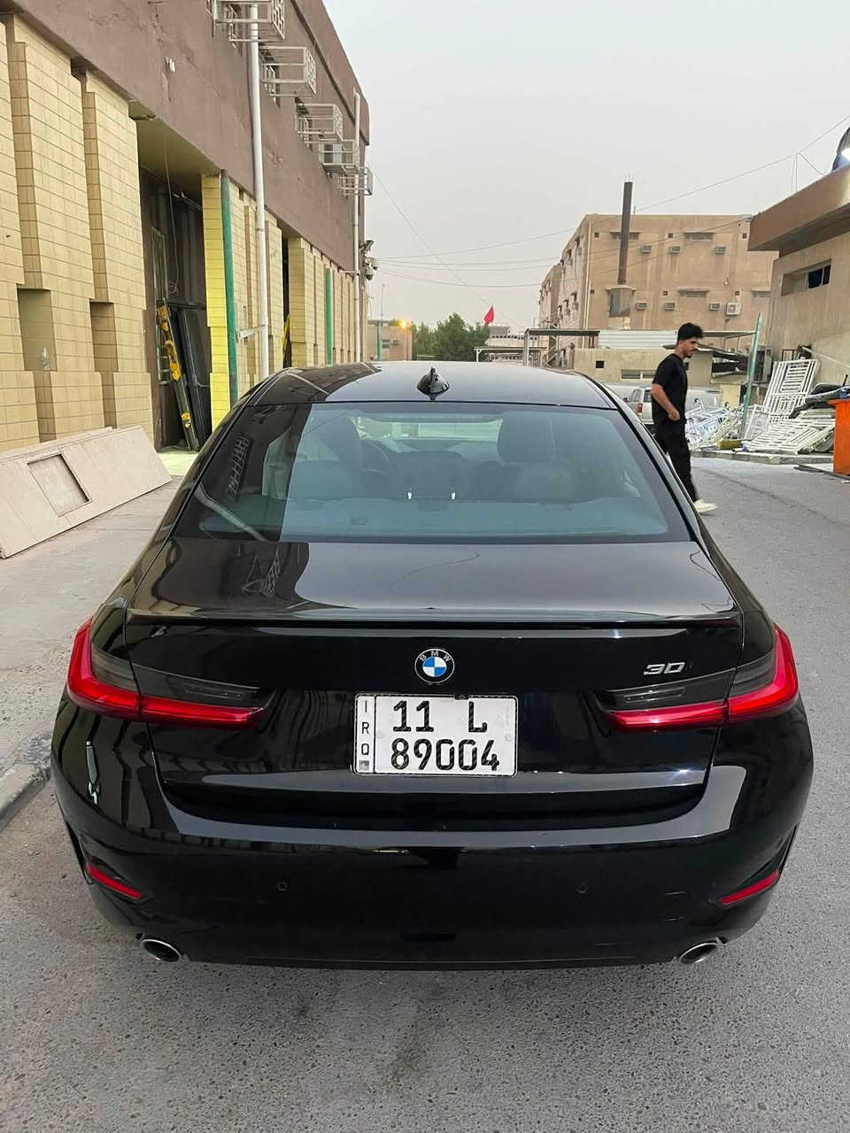 بي ام ( 330i ) موديل :2020
فول فول مواصفات بصمة سلايد فتحه

ماشيه : 120km
  ملاحظه  : الضرر  كلش حلو موضح بالسونار ويه الصور

مواصفات:

اناره ترحيب 
دخول ذكي بصمه 
محرك اربعه سلندر تون تيربو 
فتح سقف 
سستم سماعات 
حساسات امامي + خلفي 
وضعيات قياده 
ويل كب حجم (20) 
سايد بريك بصمه +مثبت سرعه
اشارات بالمرايا 
اوتو هولد
تحديد مسار 
شاشه دجيتال
نظام مانع انزلاق الي 
ماسحات اوتو
تدفئه كشنات
كشنات كهربائي السايق والصدر 
كشن السايق خزن ميمري
لايت وبكلايت لدات 
شفتات استيرن 
داخل اسود
ماوس تحكم بالشاشة 
كيجات دجيتال 
باقي المواصفات معروفه

سعرها:200$

مكان السياره بغداد/الدوره
تفاصيل اكثر هذا رقمي ***********
