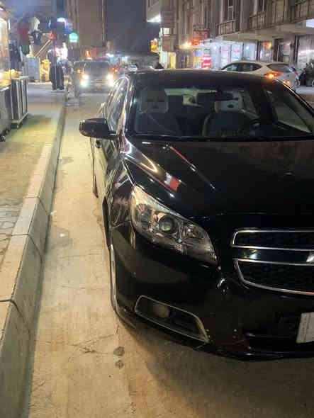 السلام عليكم ماليبو ٢٠١٣ خليجي باسمي تحويل مباشر الحادث موجود بلعراق ودعاميه كدامك مضروبه حالين يردلها فايبر كلاس ويردلها بولش بيها نقص كمبرس مسوي يدامه عليها كامله نقوصات كلتك بيها بيها ٦ قطع سياره بدون دواخل بدون شواصي اثر شخوط ضربات عاديه ٧٩ بيها مجال *********** رقم تلفون اذا اكو مرواس عادي
