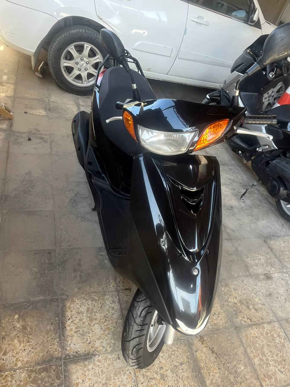 سلام عليكم دراجه اكزز للبيع كامله للخير نقص برغي مابيه زوج تاير جديد مكينه ناعمه نكره سلف لايت عالي ناصي اشاير هورن اوراق كامله كتلوكات دراجه خير من الله جديده بعنه الكلمه سعر ب 9$ مكاني البياع الشرطة الرابعه رقمي ***********
