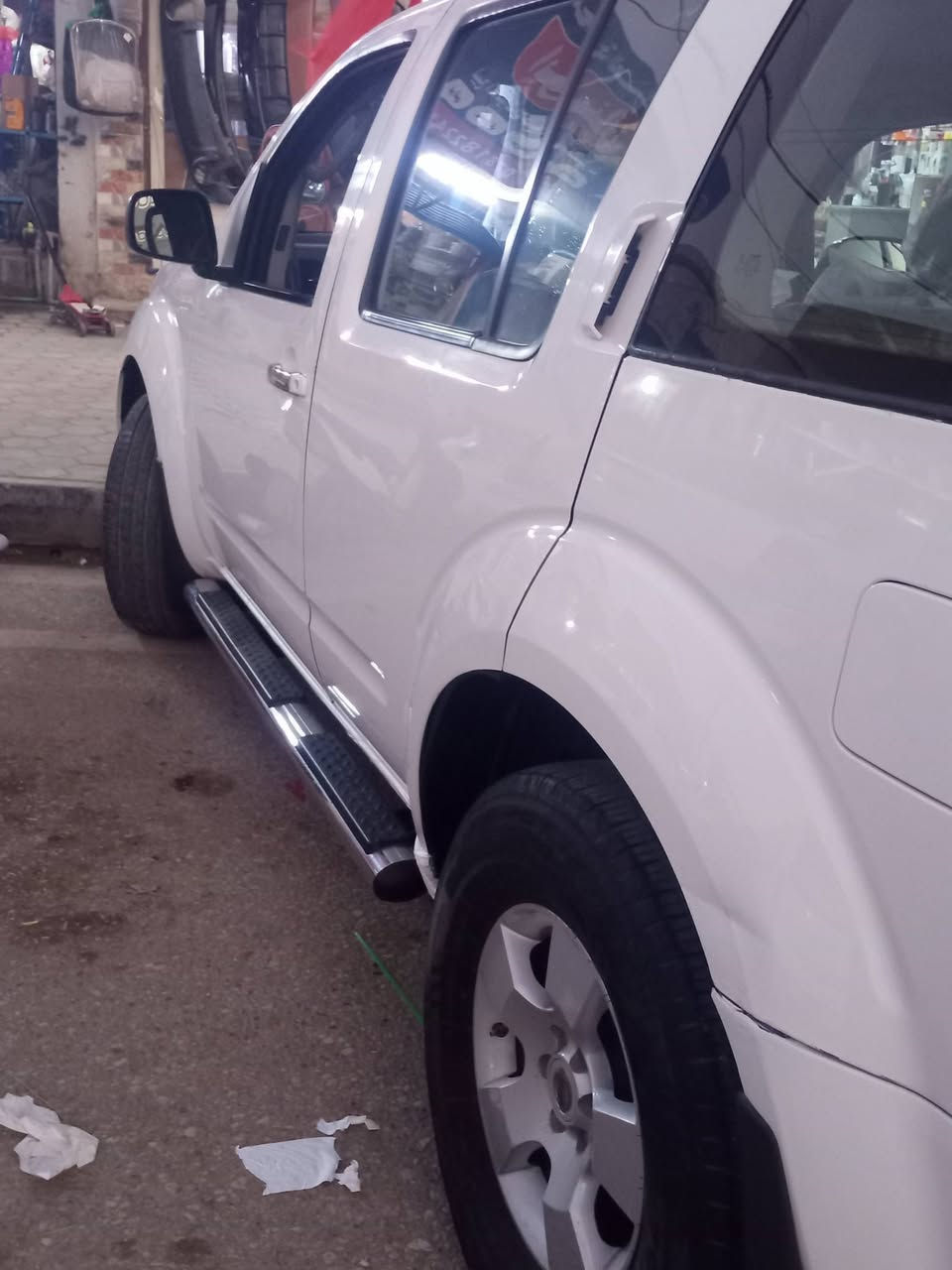 السلام عليكم نيسان بادفندر 2008 لون ابيض بيه الدعاميات صبغ وبلتكمه الخلفيه شخط ورشيته باقي كفاله رقم بغداد تحويل مباشر محرك جديد سياره حلوه وجاهزه 90 ورقه وبيه مجال الاستفسار ***********
