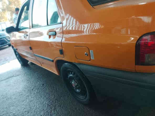 .السلام عليكم
سايبا البيع موديل 18
بي صبغ جملغ خلفي باب صدر قليل فقط جاهزه من 
كير محرك مكينه كفاله عامه بلادي 
تايرك خير من الله 
سعار سياره 43بي مجال شي بسيط 
العنوان بغداد بلديات نتصل وتدلل 
***********
