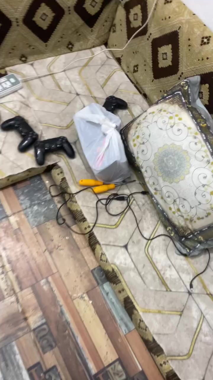 سلام عليكم جان ١٢ وحدث ١٣.٢ جهاز كامل مشكله بس مدخل القرص شغاله العدسه القرص لازم مره مرتين يله يدخل عدل ويشتغل  ٢٢٥وبيه مجال بسيط حك الجيه


**إذا كنت صاحب هذا الإعلان وتريد حذفه لأي سبب، رجاءا أرسل رسالة إلى الدعم الفني**