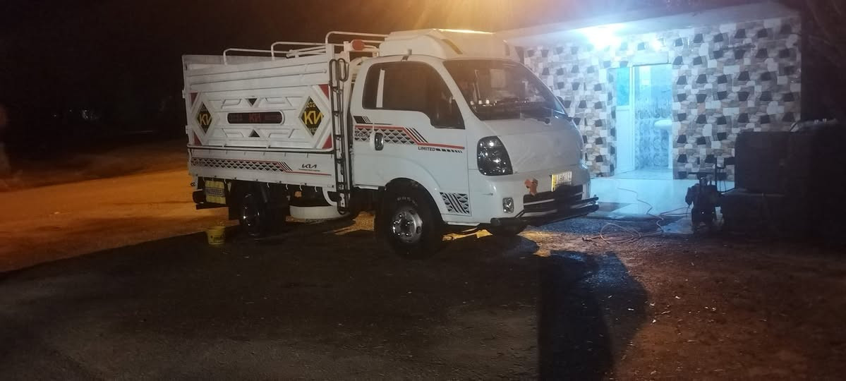 سلام عليكم كيه فحل 2018مكفلو كفاله عامه رقم واسط كير اكسن شاصي محرك مكفولات السياره بدون محجر وكاسحه السعر 147وبيه مجال مكان السياره واسط الحي لستفسار ***********
