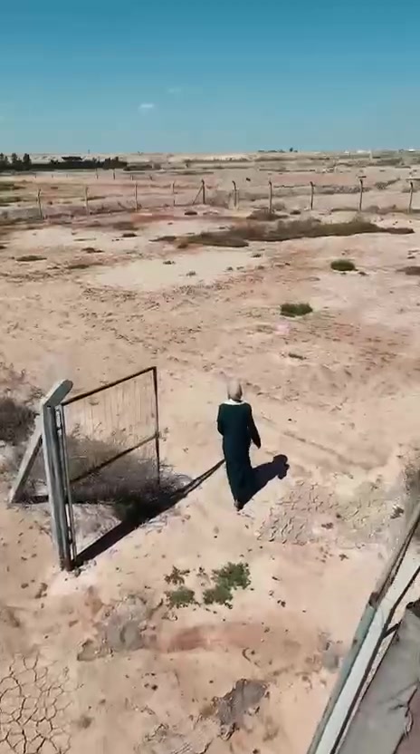 🚨 فرصــــة لقطــــة للبيــــع المستعجــــل بـ كربلاء!
أرض (نص دونم - 1200 متر) بسعر حرق.. 40 مليون دينار بس! 
لكل اللي يدور مساحة جبيرة، موقع متميز، وسعر ما يتفوت؛ شركة أُسس كربلاء تعرض عليكم أرض مميزة ومجهرة بالكامل:
📍 الموقع والمميزات:
 كربلاء المقدسة - الكمالية - طريق مدينة ألعاب نوارة الأملاك.
 موقعها في الجمالية، مقابيل محطة الكهرباء ومجاور مجزرة الحرمين.
 تبعد 700 متر فقط عن الشارع العام (موقع سهل الوصول).
📐 المساحة والأبعاد:
 المساحة الإجمالية:
1200 متر مربع (نصف دونم كامل).
 الواجهة: 37 متر (مما يعطيها هيبة ومظهر مميز).
 النزال: 33 متر.
 الحالة: القطعة مسيجة بالكامل وجاهزة للاستغلال الفوري.
📜السند والضمان القانوني:
 سند 25 إقرار محكمة (مضمون وقانوني 100%).
السعر:40 مليون دينار عراقي فقط! 
 فرصة لا تتكرر
📞 للحجز والاستفسار أو المعاينة، تواصلوا مع المندوب فوراً (اتصال أو واتساب):
***********
🏢 أو زورونا في مقر الشركة الرئيسي: كربلاء المقدسة - حي الإطارات - مقابل مجمع الحسناوي التجاري.
#أسس_كربلاء  #عقارات_كربلاء  #أرض_للبيع  #الكمالية  #كربلاء
