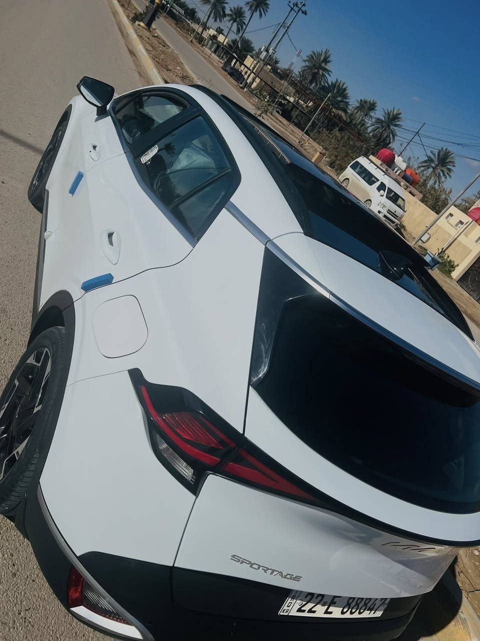 بسم الله الرحمن الرحيم 🤲
كيا سبورتج2023 خليجي  مواصفات ((واحد على واحد ))

السياره رقم أربيل بأسمي نظيفه طخه بالجاملغ الأيمن
مصلح بواسطه B d r كارت قليل و رصعه مال حصوايه بل باب  وتكحيله  تعال أخذ سونار وشوف بنفسك كير ومكينه كفاله السياره جديده بمعنى الكلمه  بصمات 2 

مواصفات السياره :🏎️

بانوراما ✅

كرسي كهرباء 🪑

تدفئ كراسي ♨️

هيتر ستيرن 🔥

جنطه كهرباء⚡️

دخول ذكي ✅

ويل حجم ١٩ 🚗

داخليه لون بيج ⚪️

لايت + بك لايت لد 🔦

نقطه عمياء 👉🏻

اشيار في المرايا + مرايا كهرباء 🚨

اربع انضمه قياده eco/normal/smart/sport☠️

حساسات اماميه 

حساسات خلفيه 

كاميرا خلفيه 📷

شاشه اصليه نفكيشن 📍

لايت زنون مع عدسه دواره 🔦

لد نهاري 

محرك ٢٠٠٠ دوش 

تحكمات ستيرن ✅

قطعتين تبريد ❄️

سايد بريك كهربائي ⚡️

اوتو هولد 🔥

تثبيت مسار 😍

شباك بيانو بلاك 🖤

كشافات ضبابيه 🚨

شفتات ستيرن

شاحن واير ليس 🔌

تبريد شاشه ❄️🧊
ماشيه 32kmالف حقيقي 
السياره مأخذه زيرو ع أيدي 

 

هواي بعد مواصفات مامذكوره 👍🏻🏎️
سعره ٢١٧وبيه مجال 

مكاني كربلاء 
لاستفسار 📞☎️***********
