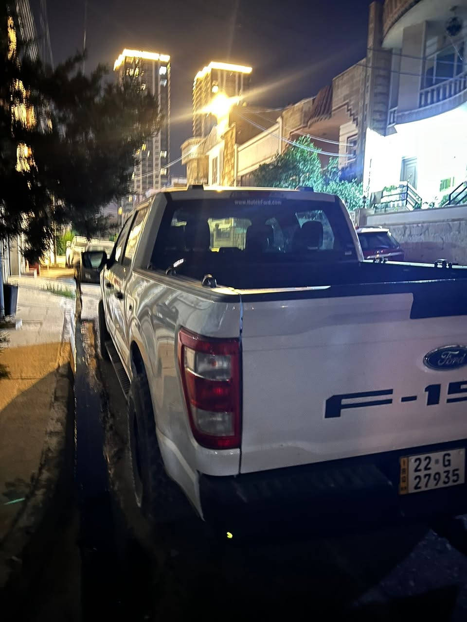 F150 2021 سەیارەکی زۆر خاوینە  بی مەسرەفە یقیج بن دۆسەی هەیە لەگەل دەرکەی لای سایق پمپ پمپ سبوخە گیر و مەکینە بەردەستە هەفتاک نابی جوار تای نوی مان بەستەیە سعر٢٤٠$ بۆ زانیاری زیاتر پەیوەندی بە ساحبی بکەن ***********
