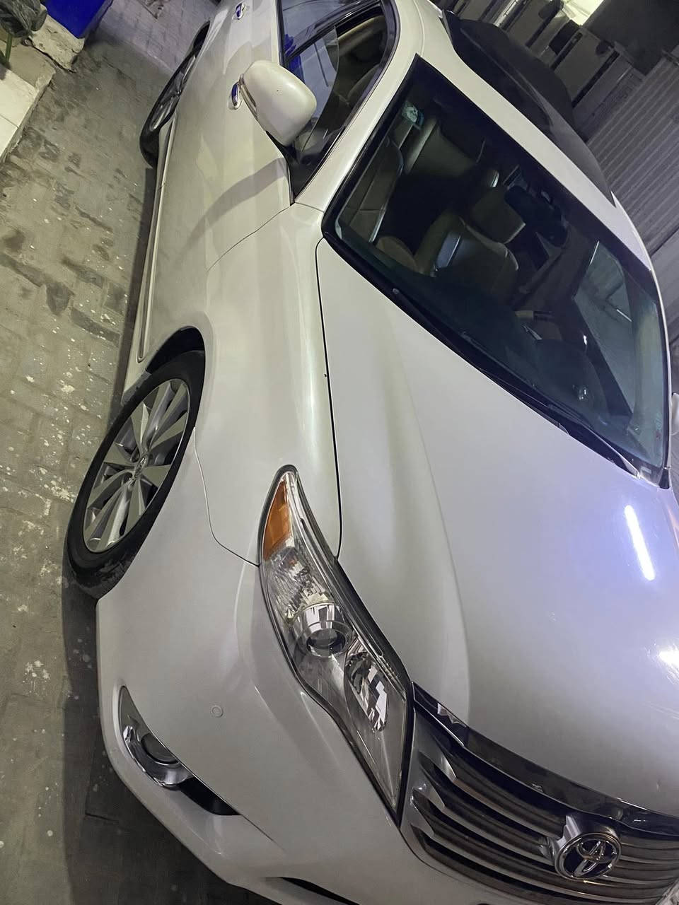 سلام عليكم للبيع افلون 2012لمتدد فول واحد عل واحد سياره حلوه وخير من الله مكينه كير تبريد تخم تاير كله وكاله ماشيه 151
بيه صبغ 3قطع اثر شخوط 
السعر 175 وبيه مجال بسيط 
العنوان بغداد الحريه 
***********
