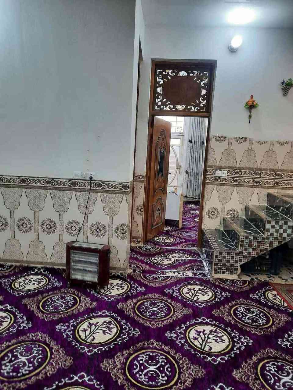 بيت للبيع طابو زراعي سند 25يتكون من غرفتين وكندور وصاله ومطبخ وصحيات مساحته 160م الموقع شارع 80 فرع البانزين خانه رابع فرع للاستفسار الاتصال على الرقم ***********
